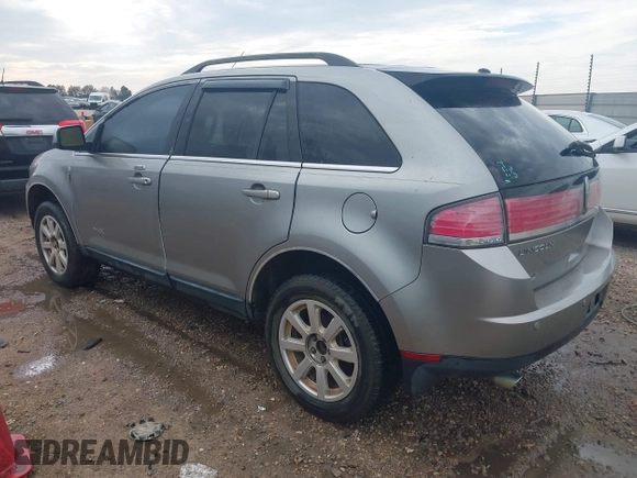 2008 Lincoln MKX with VIN 2LMDU68C78BJ20315, listed as a IAAI auction lot 41605710 with 199,903 mi miles. Bid and sale history available at carsss.com. Image 3.