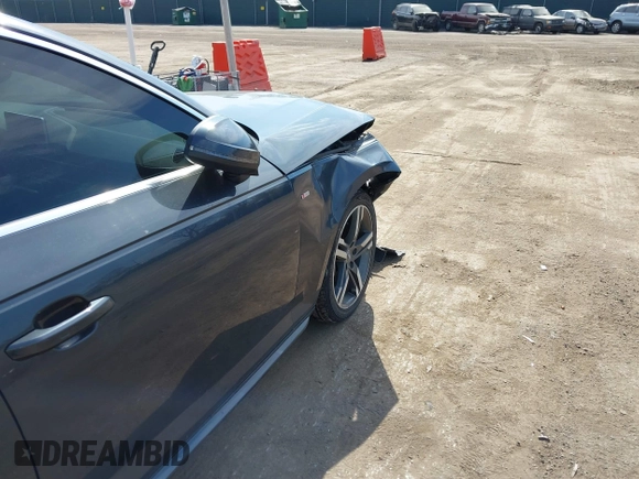 2017 Audi A4 Premium Plus z VIN WAUENAF46HN023687, wystawiony jako IAAI lot #41804603 z przebiegiem 117 020 mil mil oraz . Historia ofert i sprzedaży dostępna na DreamBid. Obrazek 6.