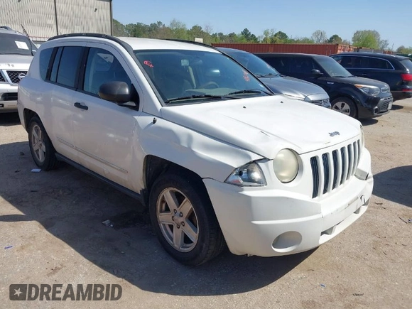 2008 Jeep Compass Sport with VIN 1J8FT47W08D676237, listed as a IAAI auction lot 41862908 with 206,531 mi miles. Bid and sale history available at carsss.com. Image 1.