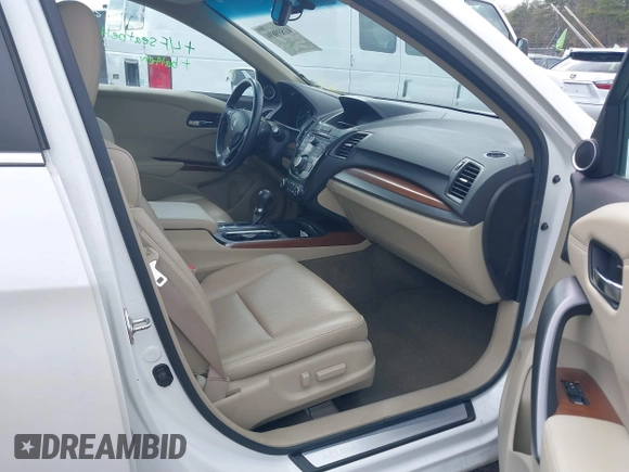 2014 Acura RDX z VIN 5J8TB4H39EL015830, wystawiony jako IAAI lot #41839894 z przebiegiem 142 126 mil mil oraz . Historia ofert i sprzedaży dostępna na DreamBid. Obrazek 5.