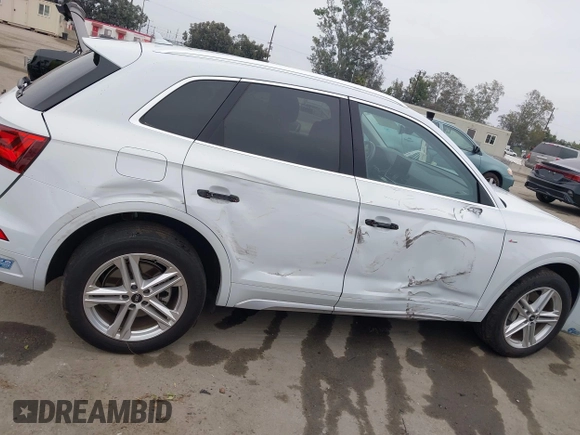 2021 Audi Q5 Premium Plus z VIN WA1E2AFY5M2071265, wystawiony jako IAAI lot #42348388 z przebiegiem 25 924 mil mil oraz . Historia ofert i sprzedaży dostępna na DreamBid. Obrazek 14.