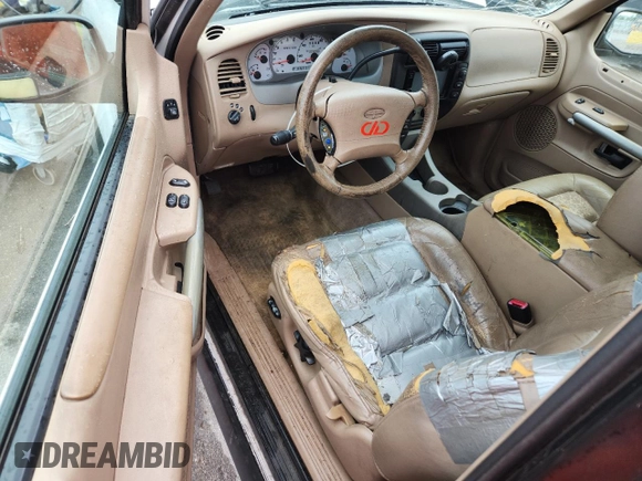2002 Ford Explorer Sport Value с VIN 1FMYU60E22UB20203, выставлен на аукционе Copart как лот 61417875 с пробегом 204 093 миль миль и Списание • Salvage title. История ставок и продаж доступна на DreamBid. Изображение 8.