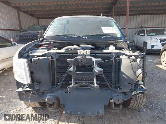 2013 Chevrolet Silverado 1500 LT with VIN 3GCPCSE08DG283985, listed as a IAAI auction lot 40983482 with 118,615 mi miles and . Bid and sale history available at DreamBid. Image 13.