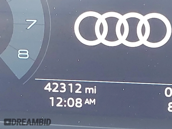 2021 Audi Q3 S line Premium Plus with VIN WA1EECF31M1068473, listed as a IAAI auction lot 42431540 with 42,312 mi miles and . Bid and sale history available at DreamBid. Image 15.