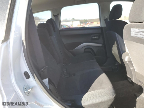 2009 Mitsubishi Outlander ES with VIN JA4LT21W69Z009582, listed as a Copart auction lot 50146585 with 60,502 mi miles and Salvage Title. Bid and sale history available at carsss.com. Image 11.