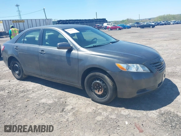 2007 Toyota Camry CE with VIN 4T1BE46K77U046272, listed as a IAAI auction lot 42048401 with 1 mi miles. Bid and sale history available at carsss.com. Image 1.