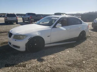 2009 BMW 3 Series 328i with VIN WBAPH77529NL82109, listed as a Copart auction lot 42810995 with 0 mi miles and Salvage Title. Bid and sale history available at carsss.com. Image 1.