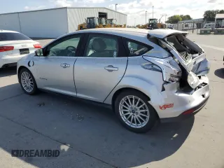 2013 Ford Focus Electric z VIN 1FADP3R45DL353574, wystawiony jako Copart lot #68591674 z przebiegiem 83 353 mil mil oraz Tytuł czysty. Historia ofert i sprzedaży dostępna na DreamBid. Obrazek 2.