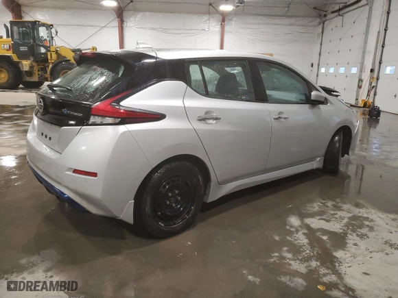 2022 Nissan LEAF S with VIN 1N4AZ1BV5NC563775, listed as a Copart auction lot 44726285 with NaN miles and Salvage Title. Bid and sale history available at carsss.com. Image 3.
