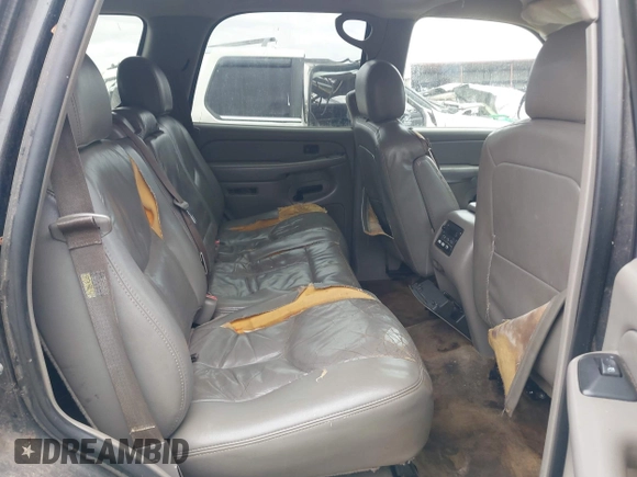 2005 GMC Yukon SLT with VIN 1GKEC13T25J222926, listed as a IAAI auction lot 41683510 with 1 mi miles. Bid and sale history available at carsss.com. Image 8.