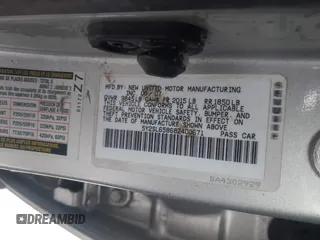 2008 Pontiac Vibe with VIN 5Y2SL65868Z400671, listed as a IAAI auction lot 41607820 with Not Provided miles. Bid and sale history available at carsss.com. Image 9.
