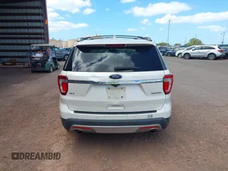 2016 Ford Explorer XLT with VIN 1FM5K7D87GGA58287, listed as a IAAI auction lot 41724911 with 137,086 mi miles and . Bid and sale history available at carsss.com. Image 16.