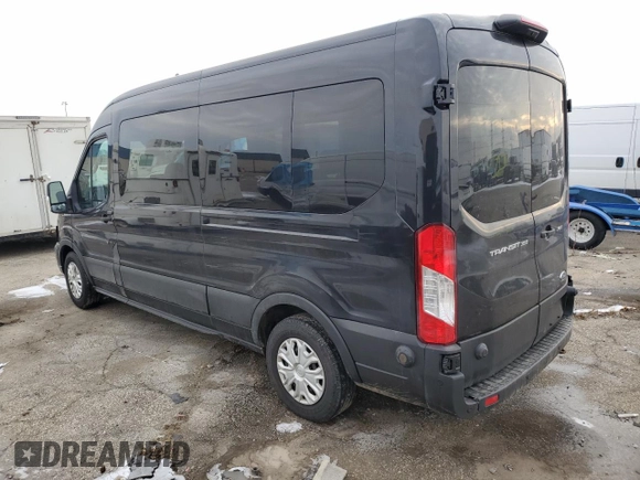 2020 Ford Transit Passenger XL z VIN 1FBAX2C86LKA40321, wystawiony jako Copart lot #44990275 z przebiegiem 156 209 mil mil oraz Czysty tytuł • Clean title. Historia ofert i sprzedaży dostępna na DreamBid. Obrazek 2.