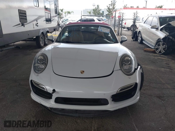 2015 Porsche 911 Turbo with VIN WP0CD2A9XFS178490, listed as a IAAI auction lot 41383315 with 14,345 mi miles. Bid and sale history available at carsss.com. Image 11.
