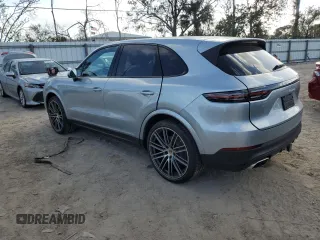 2023 Porsche Cayenne z VIN WP1AA2AY1PDA02553, wystawiony jako Copart lot #79032094 z przebiegiem Nie podano mil oraz Nie do naprawy • Non repairable. Historia ofert i sprzedaży dostępna na DreamBid. Obrazek 2.