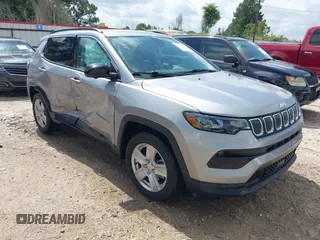 2022 Jeep Compass Latitude with VIN 3C4NJCBB7NT189257, listed as a IAAI auction lot 42250218 with 13,743 mi miles and . Bid and sale history available at DreamBid. Image 1.