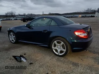 2007 Mercedes-Benz SLK 350 z VIN WDBWK56F17F166675, wystawiony jako Copart lot #81831044 z przebiegiem 73 953 mil mil oraz Czysty tytuł • Clean title. Historia ofert i sprzedaży dostępna na DreamBid. Obrazek 2.