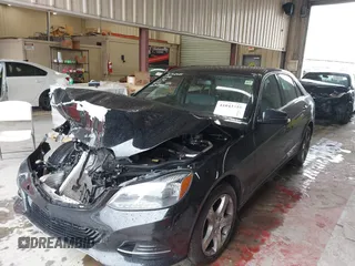 2016 Mercedes-Benz E-Class E 350 Luxury with VIN WDDHF8JB4GB178501, listed as a IAAI auction lot 41043310 with 126,903 mi miles. Bid and sale history available at carsss.com. Image 2.