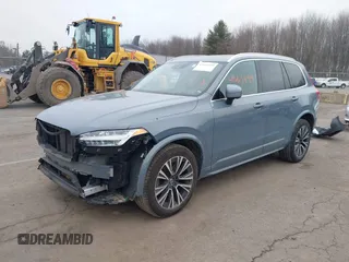 2020 Volvo XC90 Momentum with VIN YV4A22PK7L1539518, listed as a IAAI auction lot 41665899 with 59,883 mi miles. Bid and sale history available at carsss.com. Image 2.