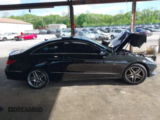 2014 Mercedes-Benz E 350 with VIN WDDKJ8JB1EF286035, listed as a IAAI auction lot 42289616 with 147,814 mi miles and . Bid and sale history available at DreamBid. Image 13.