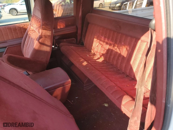 1993 Chevrolet C/K 1500 with VIN 2GCEC19K9P1151411, listed as a Copart auction lot 75741584 with 199,790 mi miles and Salvage Title. Bid and sale history available at carsss.com. Image 11.
