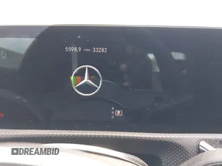 2021 Mercedes-Benz A 220 z VIN W1K3G4FB3MJ278745, wystawiony jako IAAI lot #42386479 z przebiegiem 33 282 mil mil oraz . Historia ofert i sprzedaży dostępna na DreamBid. Obrazek 7.