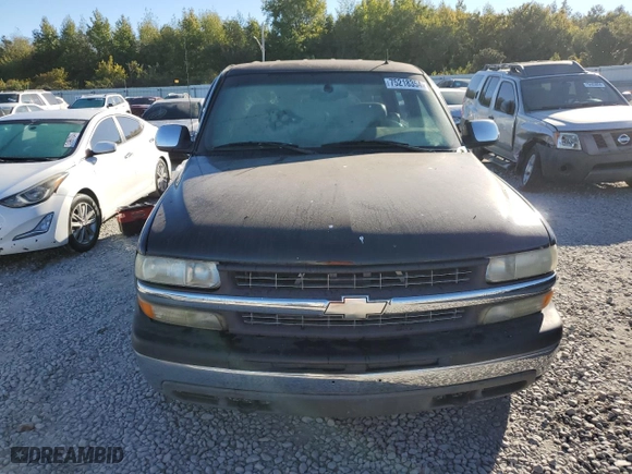 2002 Chevrolet Silverado 1500HD LT with VIN 1GCGK13U42F111101, listed as a Copart auction lot 75218354 with 221,304 mi miles and Salvage Title. Bid and sale history available at carsss.com. Image 5.