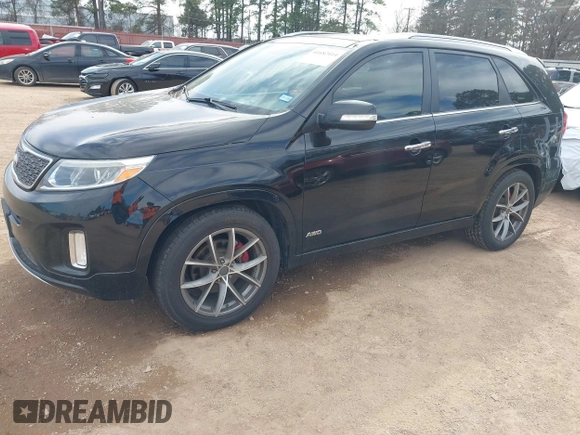 2014 Kia Sorento SX Limited with VIN 5XYKWDA77EG471803, listed as a IAAI auction lot 41682414 with 156,220 mi miles. Bid and sale history available at carsss.com. Image 2.