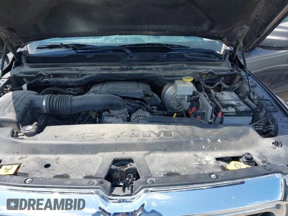 2019 Ram 1500 Big Horn z VIN 1C6RREFT3KN543755, wystawiony jako IAAI lot #42040871 z przebiegiem 135 614 mil mil oraz . Historia ofert i sprzedaży dostępna na DreamBid. Obrazek 10.