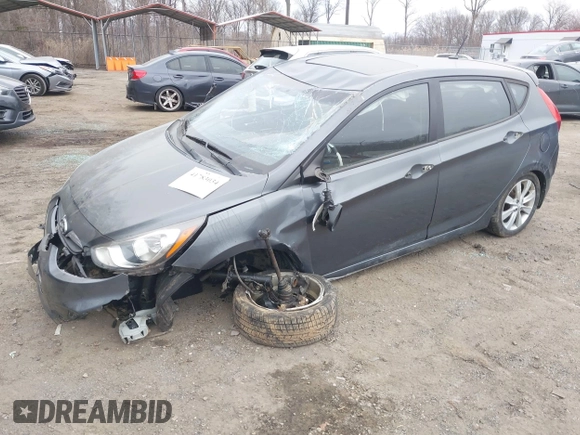 2013 Hyundai Accent SE with VIN KMHCU5AE1DU091931, listed as a IAAI auction lot 41783034 with 72,732 mi miles. Bid and sale history available at carsss.com. Image 17.