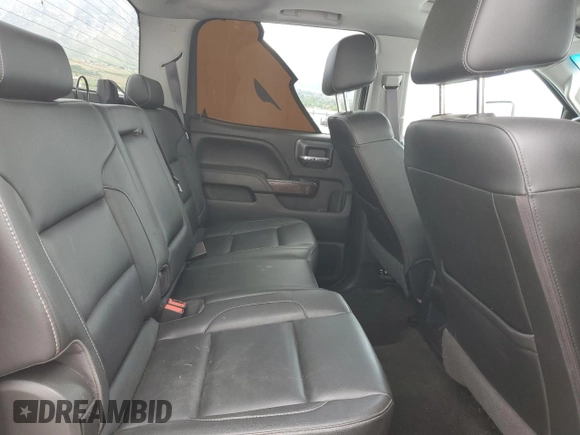 2016 GMC Sierra 3500HD SLT z VIN 1GT42XC86GF277877, wystawiony jako Copart lot #55825015 z przebiegiem 205 718 mil mil oraz Szkoda całkowita • Salvage title. Historia ofert i sprzedaży dostępna na DreamBid. Obrazek 10.