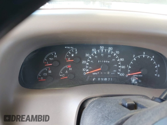 1999 Ford F-250 XL with VIN 1FTNX21S1XEB11876, listed as a IAAI auction lot 42445236 with 211,994 mi miles and . Bid and sale history available at DreamBid. Image 7.