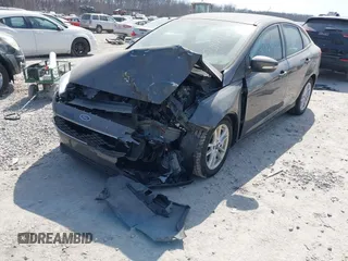 2017 Ford Focus SE с VIN 1FADP3F28HL204391, выставлен на аукционе IAAI как лот 41786975 с пробегом Не указан миль и . История ставок и продаж доступна на DreamBid. Изображение 6.