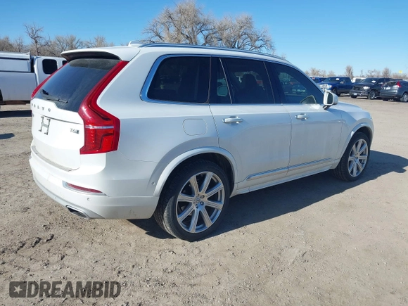 2018 Volvo XC90 Inscription with VIN YV4A22PL0J1386504, listed as a IAAI auction lot 41751916 with 73,081 mi miles. Bid and sale history available at carsss.com. Image 4.