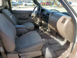1999 Toyota Tacoma with VIN 4TAPM62N2XZ491929, listed as a Copart auction lot 43827365 with 256,146 mi miles and Clean Title. Bid and sale history available at DreamBid. Image 10.
