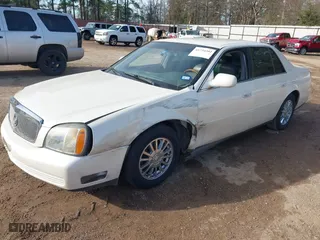 2003 Cadillac DeVille DHS with VIN 1G6KE54YX3U189473, listed as a IAAI auction lot 41734202 with 127,813 mi miles. Bid and sale history available at carsss.com. Image 17.