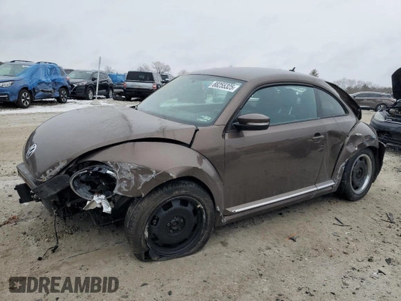2012 Volkswagen Beetle 2.5L PZEV with VIN 3VWJP7AT0CM628706, listed as a Copart auction lot 88255325 with 260,335 mi miles and Clean Title. Bid and sale history available at carsss.com. Image 1.