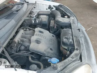 2008 Hyundai Tucson SE с VIN KM8JN12D38U879084, выставлен на аукционе IAAI как лот 43194499 с пробегом 144 747 миль миль и . История ставок и продаж доступна на DreamBid. Изображение 12.