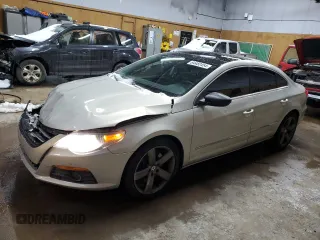 2009 Volkswagen CC 4Motion with VIN WVWGU73C79E535781, listed as a Copart auction lot 84482454 with 147,108 mi miles and Clean Title. Bid and sale history available at carsss.com. Image 1.