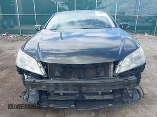 2010 Lexus ES 330 with VIN JTHBK1EGXA2349377, listed as a IAAI auction lot 41988870 with 154,958 mi miles and . Bid and sale history available at carsss.com. Image 13.