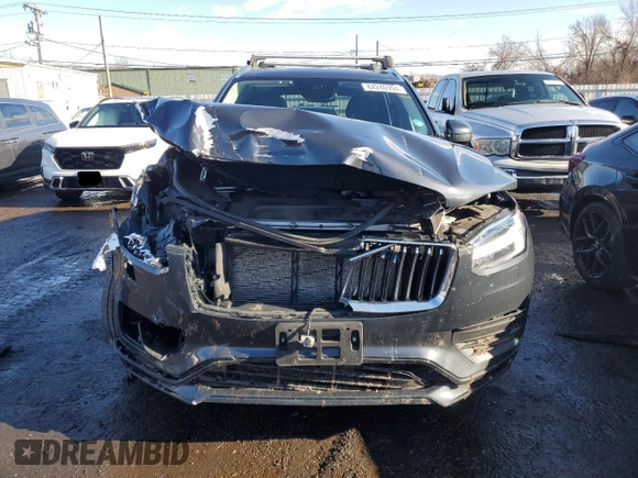 2022 Volvo XC90 Momentum with VIN YV4A22PK7N1811553, listed as a Copart auction lot 84240994 with 42,179 mi miles and Salvage Title. Bid and sale history available at carsss.com. Image 5.