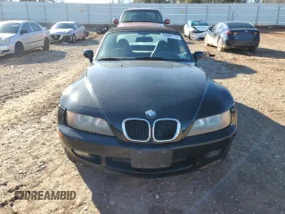 1997 BMW 3 Series 1.9L with VIN 4USCH7327VLB81144, listed as a Copart auction lot 43584115 with 205,786 mi miles and Salvage Title. Bid and sale history available at carsss.com. Image 5.