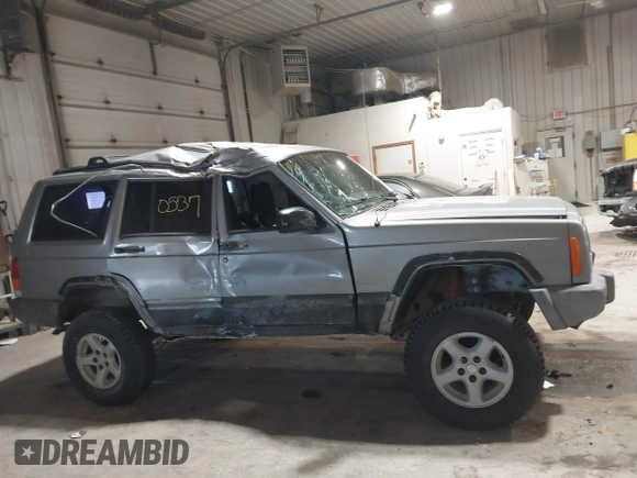2000 Jeep Cherokee с VIN 1J4FF48S2YL236238, выставлен на аукционе IAAI как лот 41640537 с пробегом 186 012 миль миль и . История ставок и продаж доступна на DreamBid. Изображение 13.