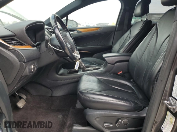 2017 Lincoln MKC Select with VIN 5LMCJ2C95HUL23621, listed as a Copart auction lot 50904715 with 80,868 mi miles and Salvage Title. Bid and sale history available at DreamBid. Image 7.
