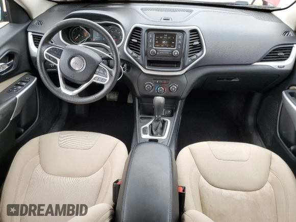 2017 Jeep Cherokee Sport с VIN 1C4PJLAB2HW664029, выставлен на аукционе Copart как лот 54760335 с пробегом 74 849 миль миль и Списание • Salvage title. История ставок и продаж доступна на DreamBid. Изображение 8.