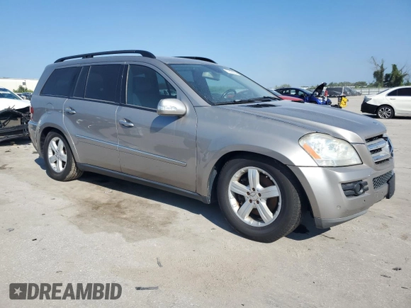 2007 Mercedes-Benz GL-Class with VIN 4JGBF71E47A203001, listed as a Copart auction lot 72406664 with 200,229 mi miles and Clean Title. Bid and sale history available at carsss.com. Image 4.