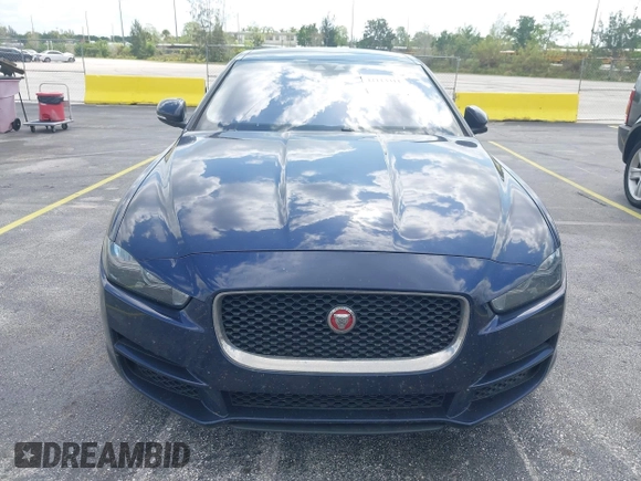 2019 Jaguar XE 25t Premium with VIN SAJAD4FX4KCP47267, listed as a IAAI auction lot 42113311 with 63,914 mi miles. Bid and sale history available at carsss.com. Image 12.