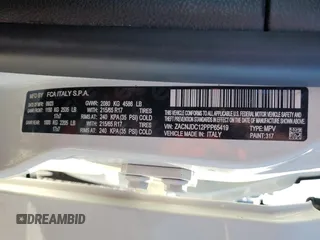 2023 Jeep Renegade Trailhawk z VIN ZACNJDC12PPP65419, wystawiony jako Copart lot #57456055 z przebiegiem 28 599 mil mil oraz Szkoda całkowita • Salvage title. Historia ofert i sprzedaży dostępna na DreamBid. Obrazek 14.