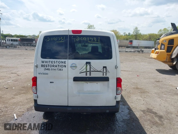 2015 Nissan NV200 SV with VIN 3N6CM0KN4FK732477, listed as a IAAI auction lot 42091731 with 163,973 mi miles and . Bid and sale history available at DreamBid. Image 17.