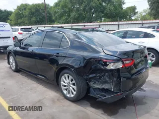 2023 Toyota Camry LE z VIN 4T1C11AK3PU182887, wystawiony jako IAAI lot #42156807 z przebiegiem 33 019 mil mil oraz . Historia ofert i sprzedaży dostępna na DreamBid. Obrazek 3.